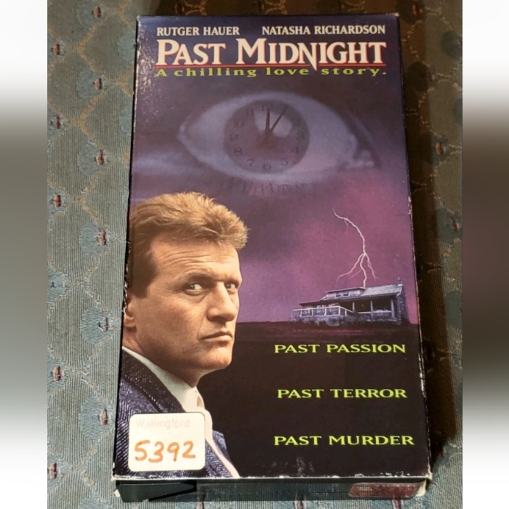 VHS Movie "Past Midnight" (1991) a chilling love story Thriller